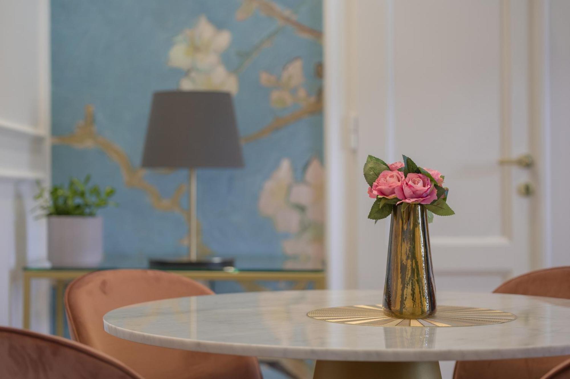 Grand Apartments Загреб Экстерьер фото