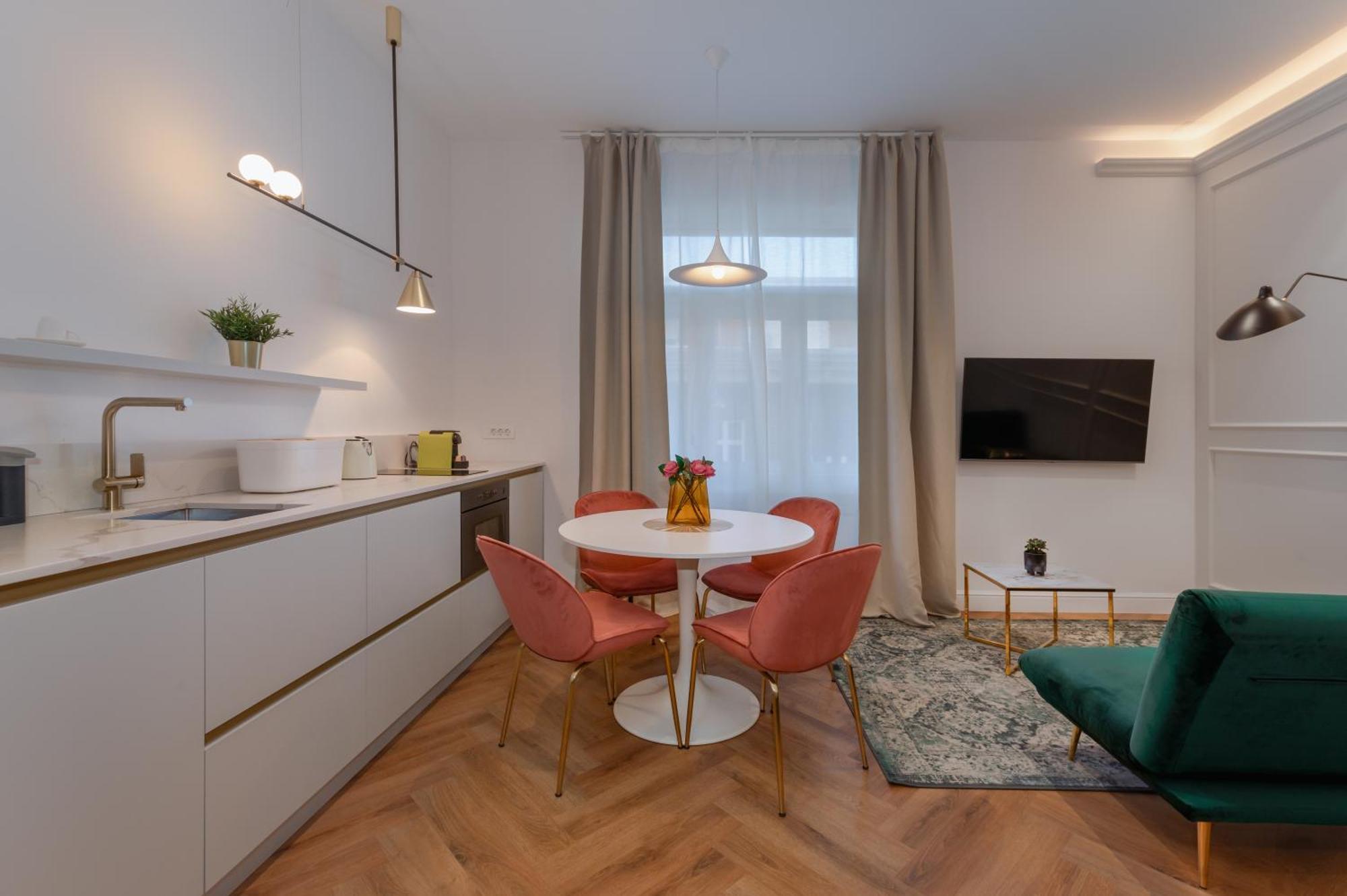 Grand Apartments Загреб Экстерьер фото