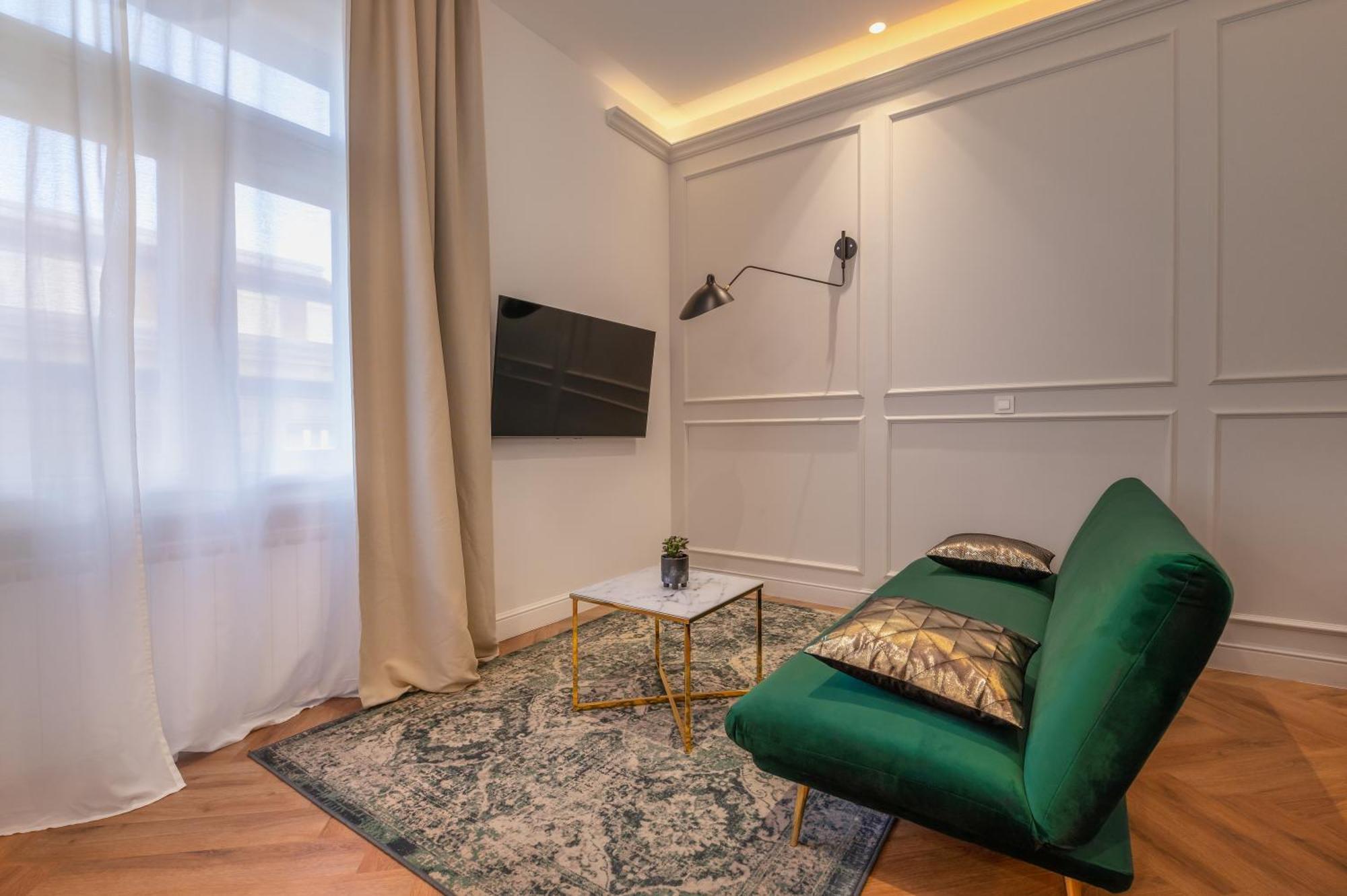 Grand Apartments Загреб Экстерьер фото